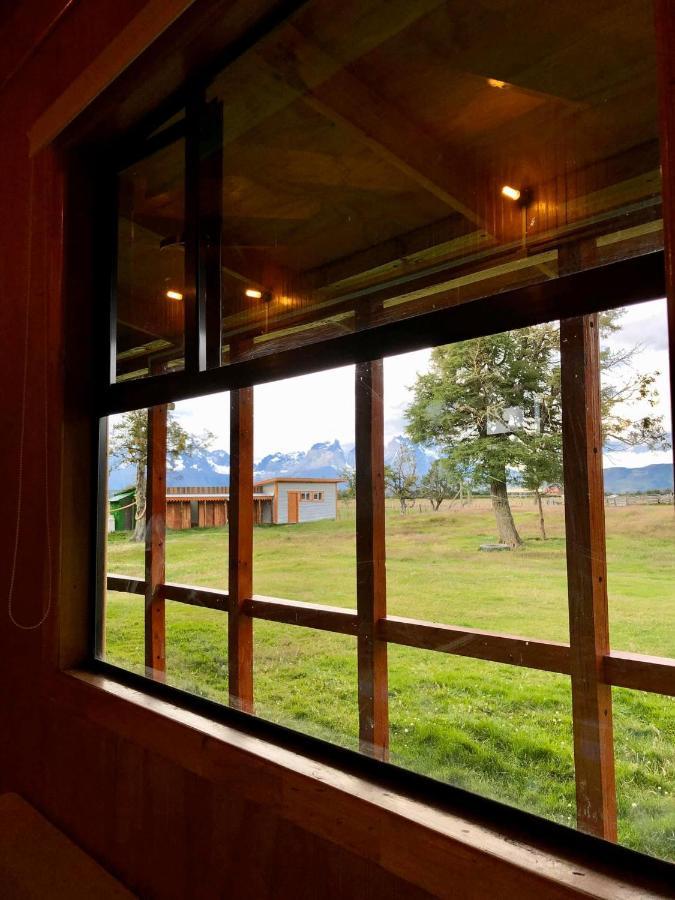 Cabanas Vista Al Paine Torres del Paine National Park Exterior photo